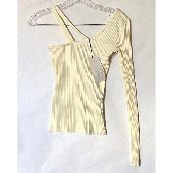 Zara Asymmetric Top Womens Size Small Cream Cold Shoulder Fitted Ribbed Knit NWT - Picture 1 of 16